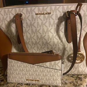 Michael Kors tote with wallet